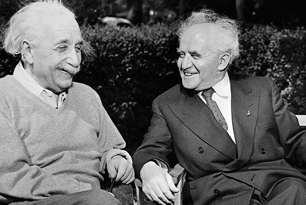 psicologiasdobrasil.com.br - Segredos da felicidade de Albert Einstein ressurgem em anotações após 96 anos