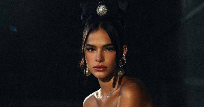 Bruna Marquezine faz importante relato sobre sua depressão: “Sou a pior hater de mim mesma”