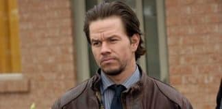 Mark Wahlberg captura público da Netflix com filme que mescla ação frenética e drama familiar