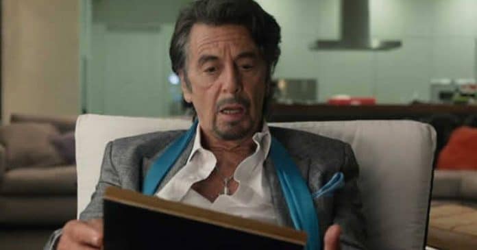 Filme comovente e divertido que rendeu a Al Pacino uma indicação ao Globo de Ouro está Netflix