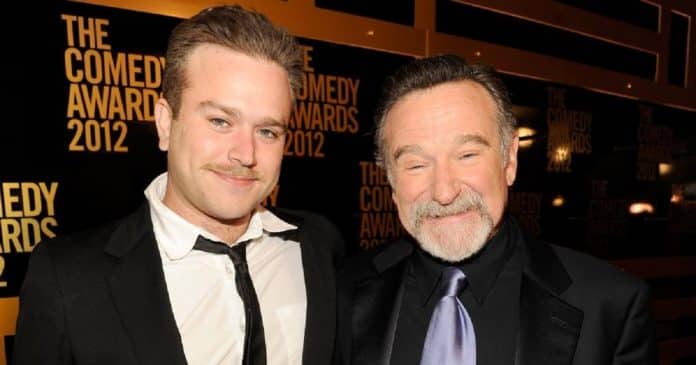 Filho de Robin Williams faz linda homenagem póstuma no aniversário do ator