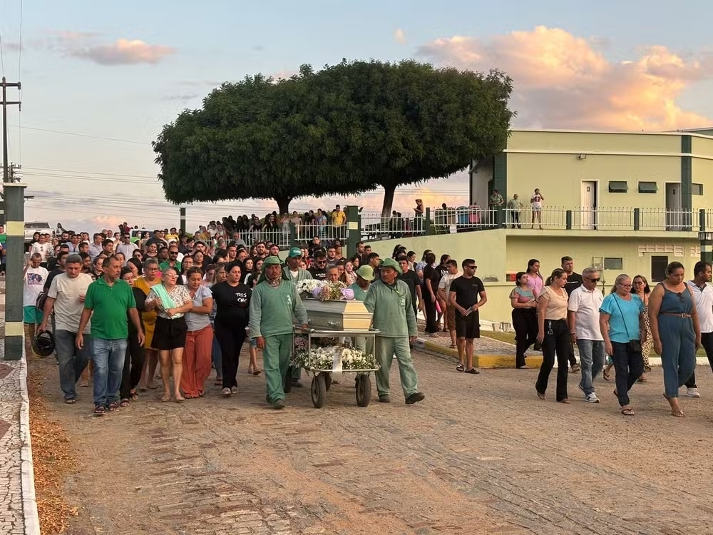 psicologiasdobrasil.com.br - Jovem morre após passar por seis cirurgias plásticas simultâneas no Ceará